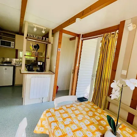 مكان تخييم Avec Terrasse A - Api-1-52-902 *