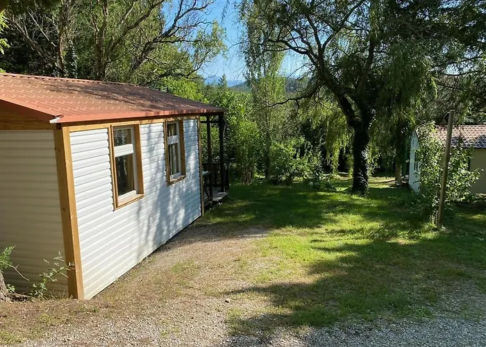 Avec Terrasse A - Api-1-52-902