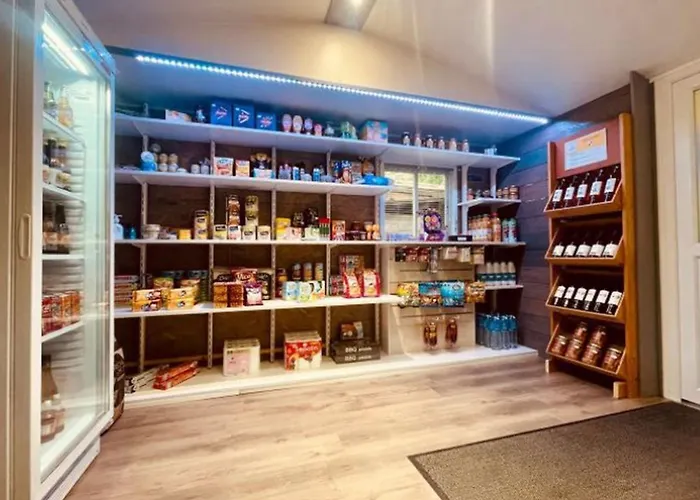 مكان تخييم Avec Terrasse A - Api-1-52-902 Camon (Languedoc-Roussillon)