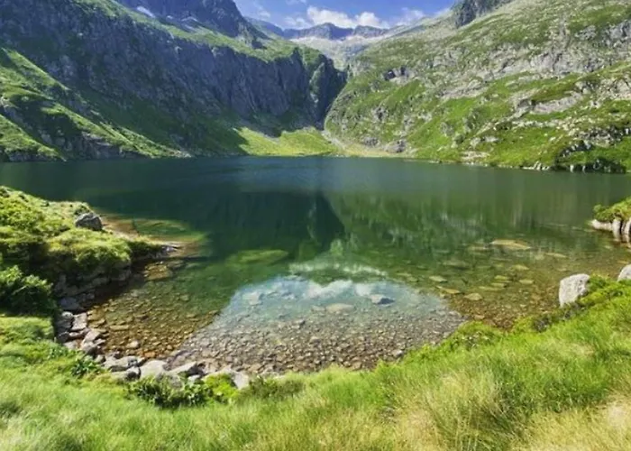 Avec Terrasse A - Api-1-52-902 Camon (Languedoc-Roussillon)